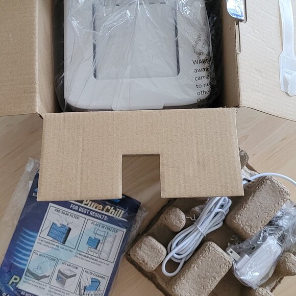 Artic Air Pure Chill Personal Space Cooler - Brand New in Box - Picture 2 of 9